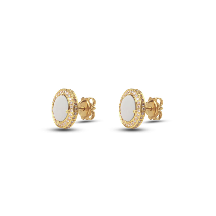 Eternity earrings with white agate in yellow gold