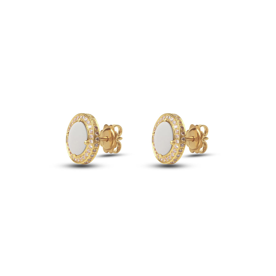 Eternity earrings with white agate in yellow gold
