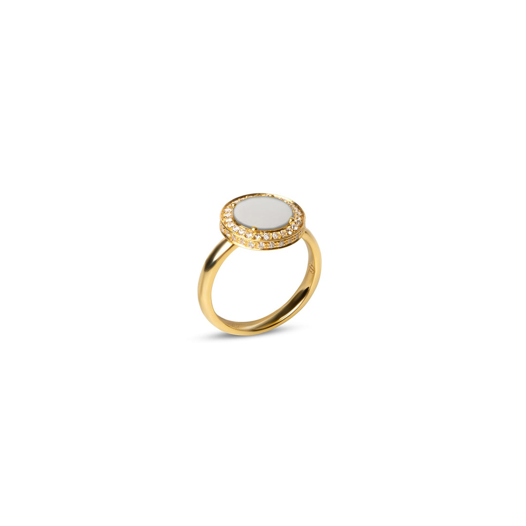 Eternity rings with white agate in yellow gold, small size